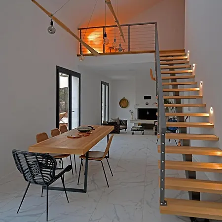 Hvar Cricket House Pakleni Island * 赫瓦尔