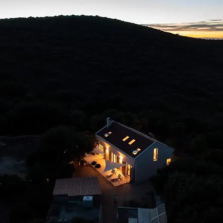 Hvar Cricket House Pakleni Island * 赫瓦尔